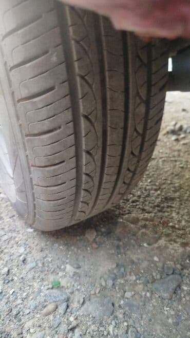 lassa teker 13: 13 luk təkərlər.Təzədir istifadə olunmayib sürülməyib 4 ədəddir — 1