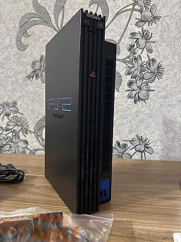 playstation pultu: Playstation 2 Fat İdeal Vəziyətdə Hal hazırda disk yeri işləyən FAt — 3