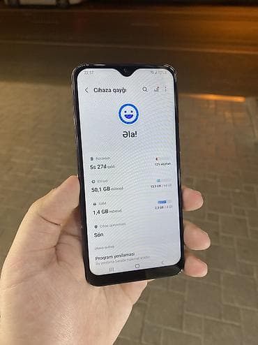 galaxy note 5: Samsung Galaxy A40, 64 GB, rəng - Qara, Barmaq izi, Face ID — 3
