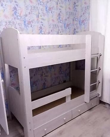 Uşaq mebeli: Oğlan və qız üçün, Çarpayı, Matrassız, Siyirməli, Taxta — 3