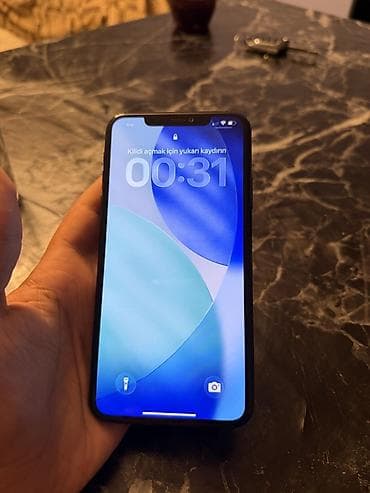 iphone xs irşad: IPhone 11 Pro Max, 64 GB, Matte Midnight Green, Face ID — 1