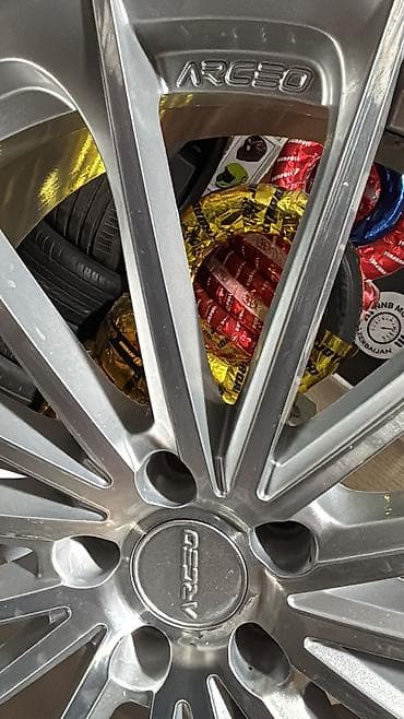06 arxa stop: Qabağlar2553521
Arxalar2853021
Heç bir problemi yoxdu 5 ay sürülüb — 2