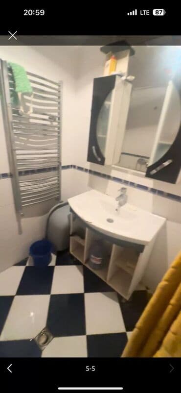 Гаражи: Seklide gorduynuz otaq oglana verilir.diger otaqlar verilib bu otaq — 5