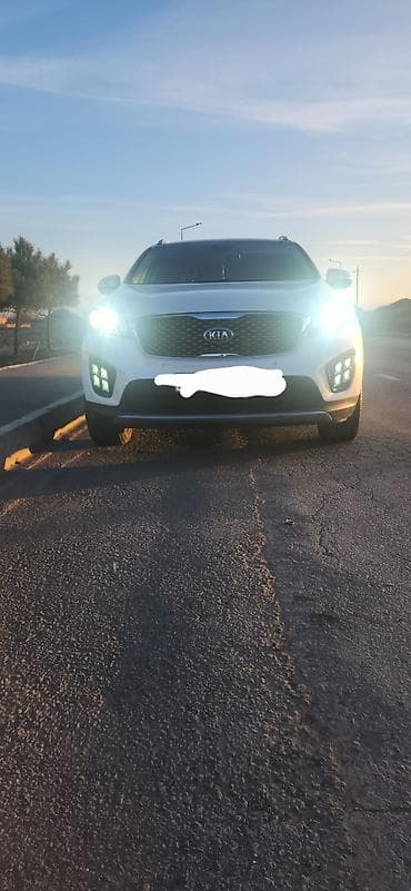 Su nəqliyyatı: Kia Sorento: 10 l | 2015 il Pikap — 1