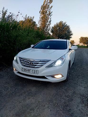 kia rio 2008: Hyundai Sonata: 2 l | 2022 il Sedan — 5