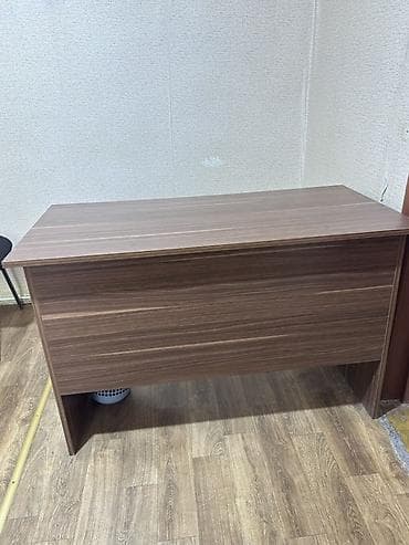 Ofis masaları: Ofis/iş masası – 3 çekmecəli, açarlı Ölçüsü : en 30sm, uzunluq 120sm — 2