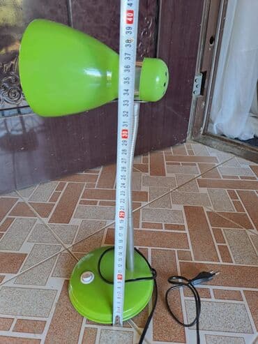 Projektorlar: Lampa 10 manat — 2