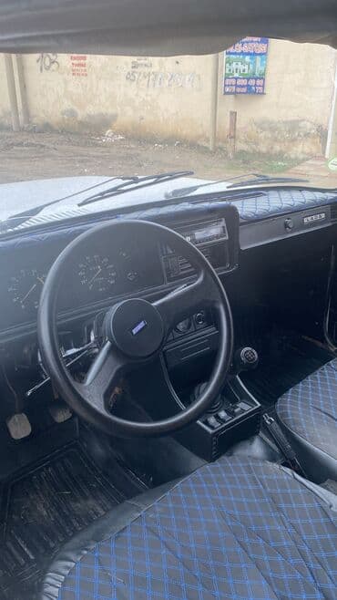 VAZ (LADA): VAZ (LADA) 2107: 1.6 l | 1999 il 20 km Sedan — 5