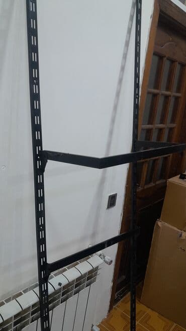 veşilkalar: Mağaza vitrin sistemi üçün asqı və profil dəsti - Divara bərkidilən — 10