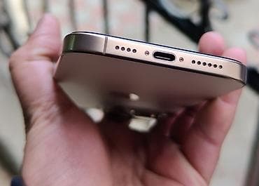 IPhone 16 Pro Max, 256 GB, Desert Titanium, Simsiz şarj — 3