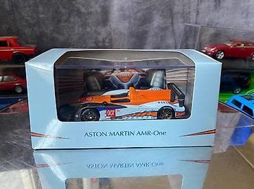 Коллекционная модель Aston Martin AMR-One #7 Gulf Team LeMans 2011