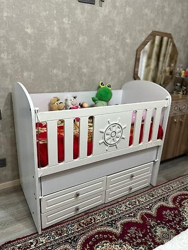 reşotka: Oğlan və qız üçün, İşlənmiş, Dördbucaq, Beşik, Dəstsiz, Matrassız, Yellənmə mexanizmsiz — 5