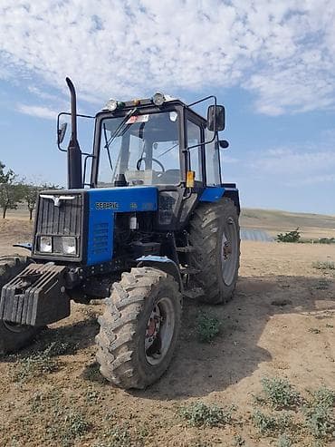 avto maşın: Belarus 892 traktor. İli 2016 foto, da gördünüz halda dest satılır ve — 2