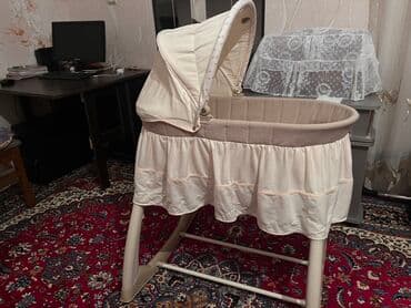 Oğlan və qız üçün, Yumru, Beşik, Dəst ilə, Yellənmə mexanizm ilə