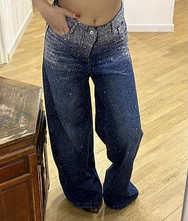 Parlaq daşa bəzədilmiş geniş kəsimli cins şalvar Böyük olduğu üçün