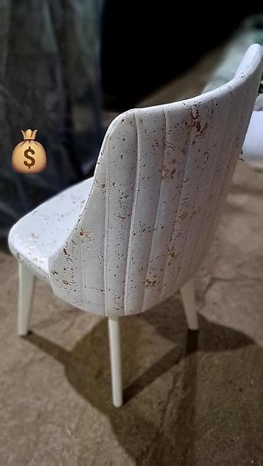 Oturacaq rəng seçimi var