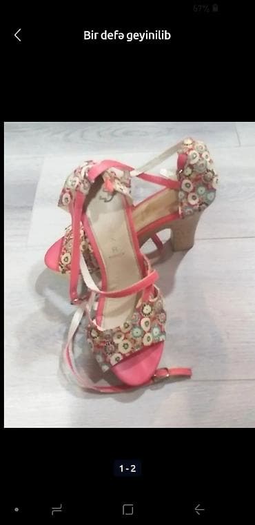 Yeni kimi
38,39 razmer at lalafo.az Yeni kimi
38,39 razmer