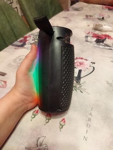 Диктофоны: Новый JBL Колонка, Тип - Портативная — 4