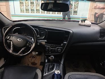 e39 radiator: Kia Optima sedan – qırmızı rəng - Kuzov: 4 qapılı sedan, idman üslublu — 10