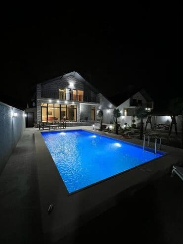 Долгосрочная аренда домов: 200 м², 5 комнат, Интернет — 3