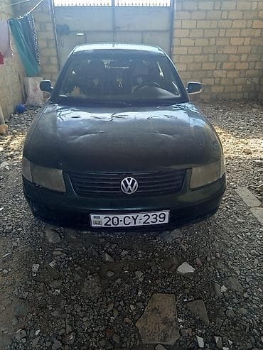 🚗 Volkswagen Passat 1998 satılır. ✔️ Mühərrik əla vəziyyətdədir 1.8 l — 1