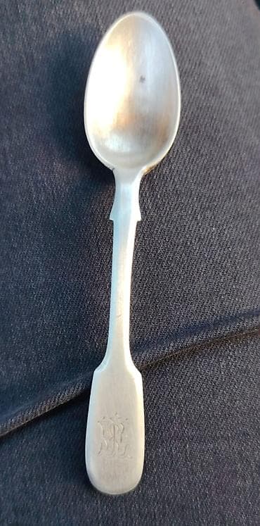 Qaşıqlar: Gümüş çay qaşığı - Material: üzərində zərgərlik damğaları olan bərk — 1