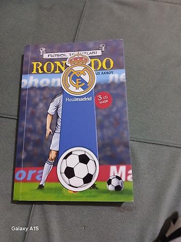 Məhsul: “Futbol Ulduzları – Ronaldo” kitabı Müəllif: Murad Aksoy — 1