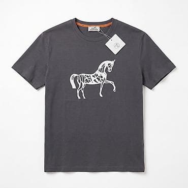 Hermès kişi T‑şörtü – “At” qrafik printi - Model: qısaqol, klassik