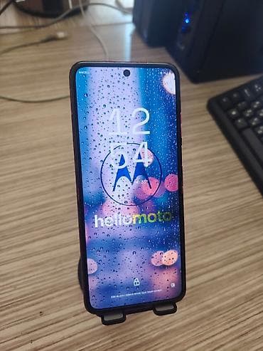 smart tv: Motorola Razr 40 Ultra, 256 GB, rəng - Çəhrayı, Sensor, Barmaq izi, Simsiz şarj — 2