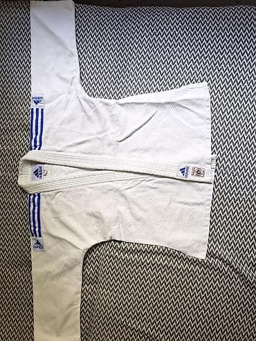 nisan xonca: Adidas cüdo geyimi dəst Çox az istifadə olunub. - Rəsmi IJF — 4