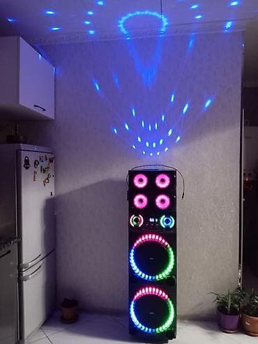 ikinci el xs max: Musiqi merkezi 1 hefdedi alinib İrşaddan.2 mikrafonu var. Cox guclu — 1