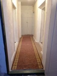 3 комнатная квартира: Bakıxanovda 5 mərtəbəli binanın 4-cü mərtəbəsində sahəsi 90 m² olan 3 — 4