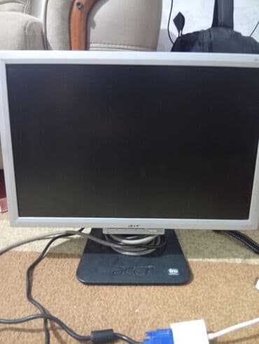 телефон fly черный: Acer monitor ekranı biraz saridi qalan sağlamdi — 1