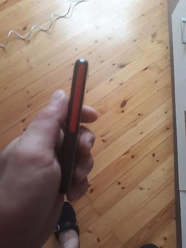 prastoy telfon: Model: nokia (düyməli telefon) Xüsusiyyətlər: - Korpus: kompak, qara — 4