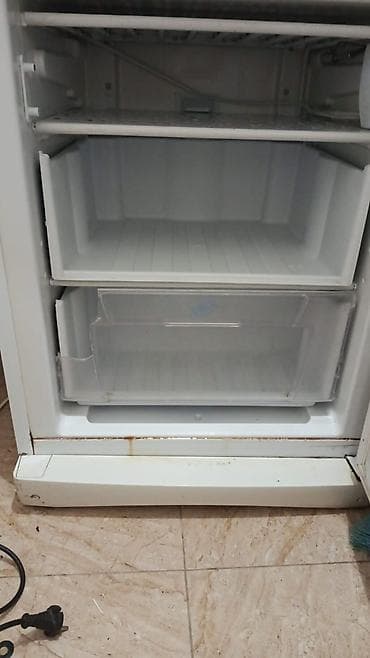 ТВ и видео: 2 двери Indesit Холодильник Продажа, цвет - Белый — 3