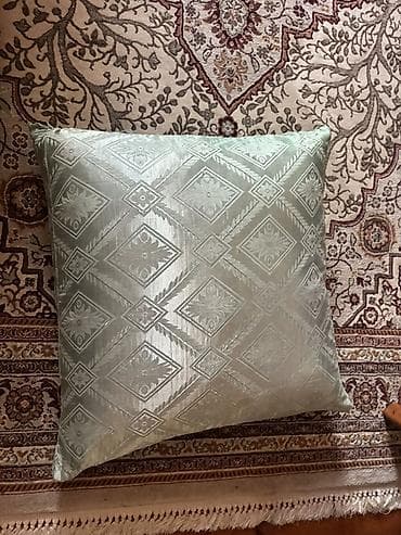 sade piroq: Dekorativ Yeni Sadə Lələk, tük Yastıq, Ünvandan götürmə, Ödənişli çatdırılma — 2