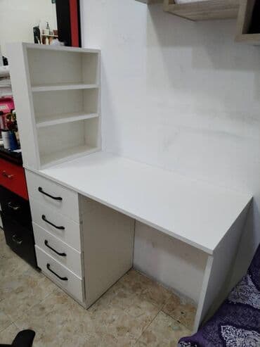 стол для наращивания ногтей: Стол для маникюра — 1