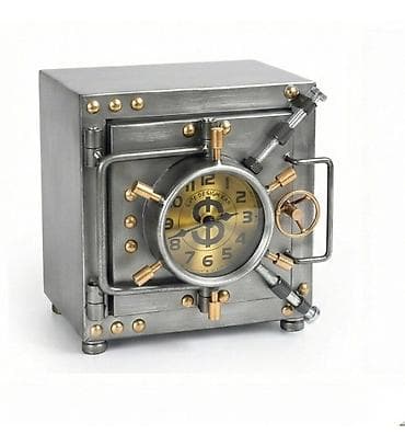 Оборудование для мойки: Seyf kassa 2 model Qiyməti 75 azn Üzərində qəpik yeri mövcuddur — 5