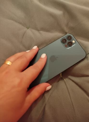 Apple iPhone 12 Pro – Pasifik Mavisi 525 azn endirim ederem qutusu