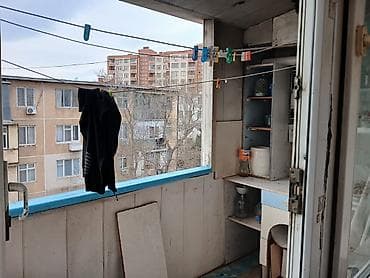 menzil satisi: 3 otaqlı mənzil — əlverişli yerləşmə və yüksək potensial Kərpic binada — 6