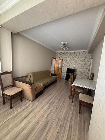 şişmə divan: Divan — 1
