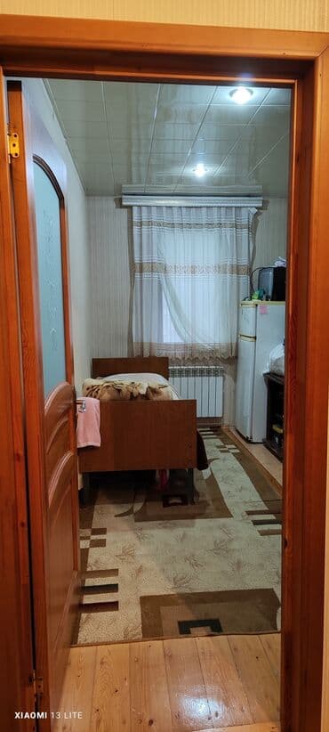 eksperimental binalar: Bakı, Bakıxanov qəs., 3 otaqlı, Köhnə tikili, m. Neftçilər, 70 kv. m — 2