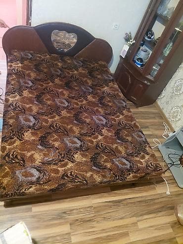 İki nəfərlik taxt və matras dəsti - Ölçü: təxminən 140-160 sm en — 1