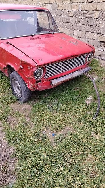 ford mustang 1969: Maşın satılır təcili *Qiymət: 950 manat* Real alan əlaqə saxlasın — 3