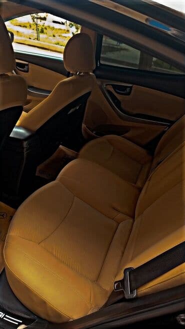 elektrik scooter: Hyundai Elantra: 1.8 l | 2013 il Sedan — 2