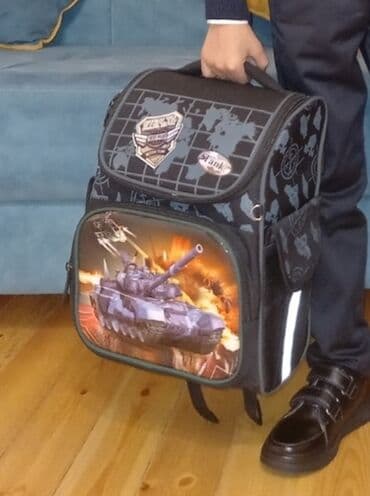 uşaq çantası: Mektebli cantasi.original.55m alinib. 18m satiram. , alinib bir iki — 2