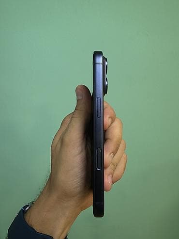 ayfon 1: IPhone 17 Pro, Göy — 2