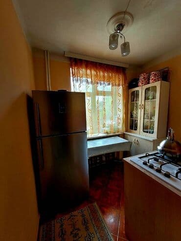 ist petrol tbilisi prospekti: Bakı, 3 otaqlı, Köhnə tikili, m. Neftçilər, 80 kv. m — 7