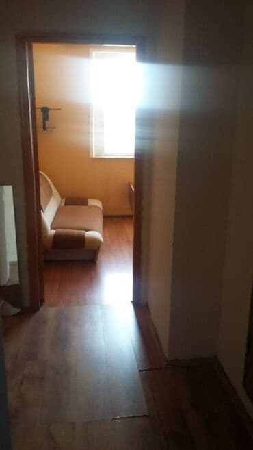 9 ci mikrorayon satilan evler: Bakı, 4 otaqlı, Köhnə tikili, 100 kv. m — 4