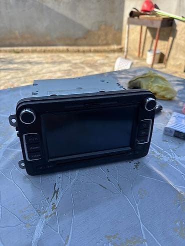 Volkswagen orijinal RCD510 multimedia başlıq - 6.5" sensorlu rəngli lalafo.az -da Volkswagen orijinal RCD510 multimedia başlıq - 6.5" sensorlu rəngli
